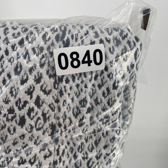 Tyler Boe Dress Women’s Small Snake Skin Print White & Gray Pleat Classic - Picture 10 of 10